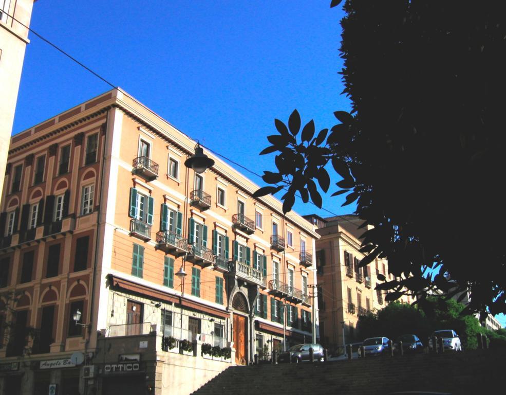Hotel Ca' Del Sol Cagliari Esterno foto