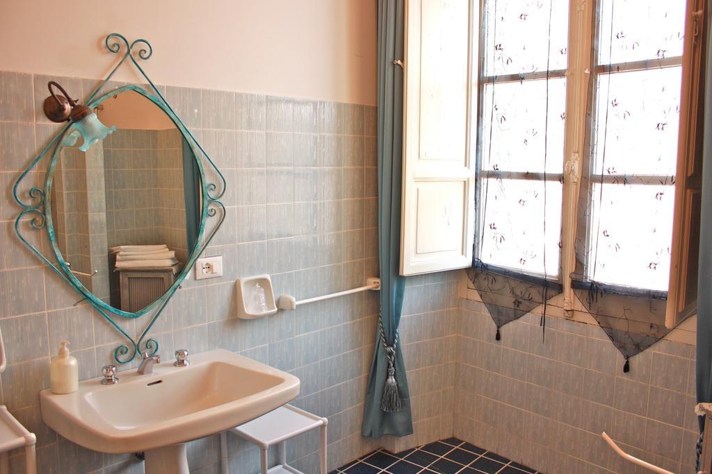 Hotel Ca' Del Sol Cagliari Esterno foto