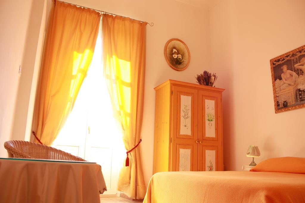 Hotel Ca' Del Sol Cagliari Esterno foto