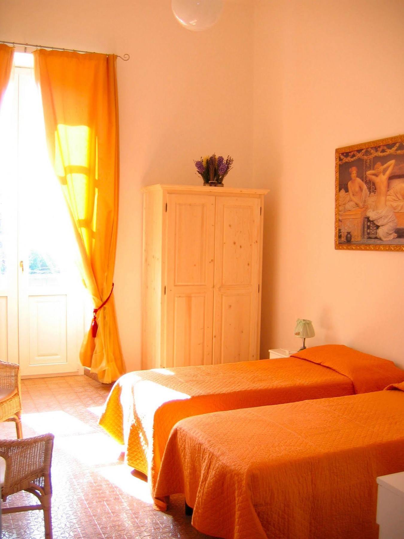 Hotel Ca' Del Sol Cagliari Esterno foto