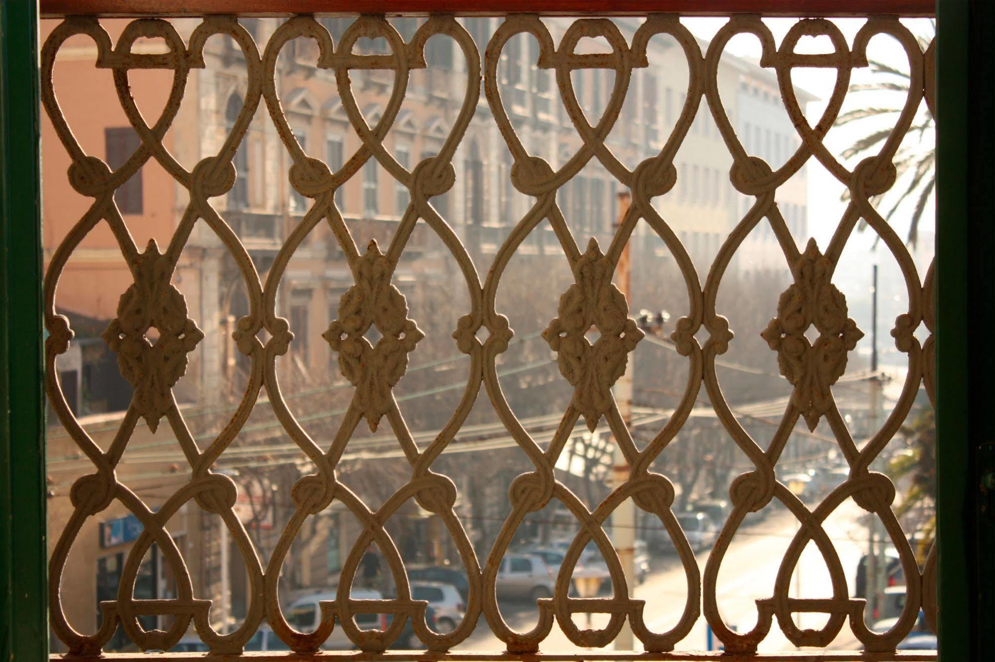 Hotel Ca' Del Sol Cagliari Esterno foto